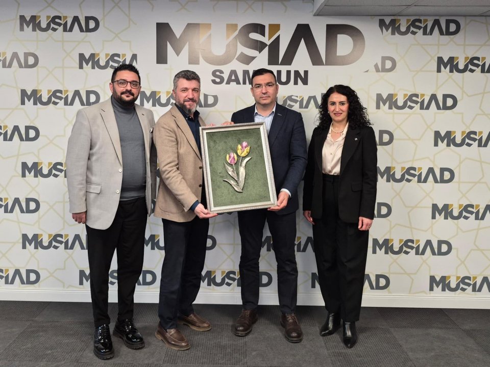 Okyanus Koleji Kurucusu Yusuf GÖR, Kampüs Müdürü Kubilay HAN ve Kurumsal İletişim Müdürü Demet DALĞA, Başkanımız Osman ÖĞÜTEN' i ziyaret etti.