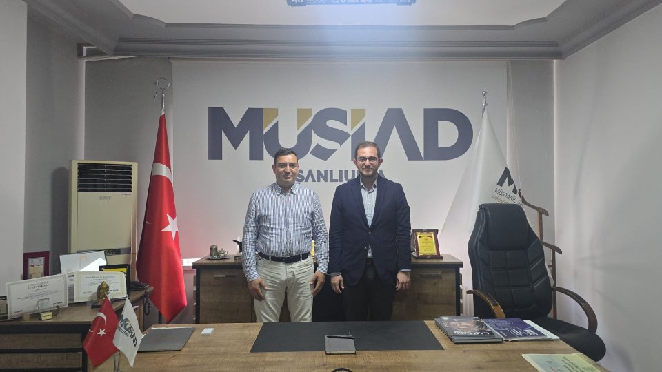 Şube Başkanımız Osman ÖĞÜTEN, MÜSİAD Şanlıurfa Başkanı Salih DEMİRKOL'u ziyaret etti.