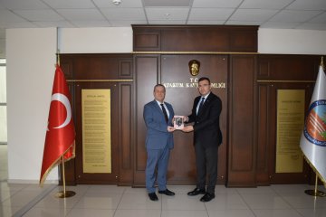 Şube Başkanımız Osman ÖĞÜTEN ve YK üyelerimiz, Atakum Kaymakamı Murat BULACAK’ ı ziyaret etti.